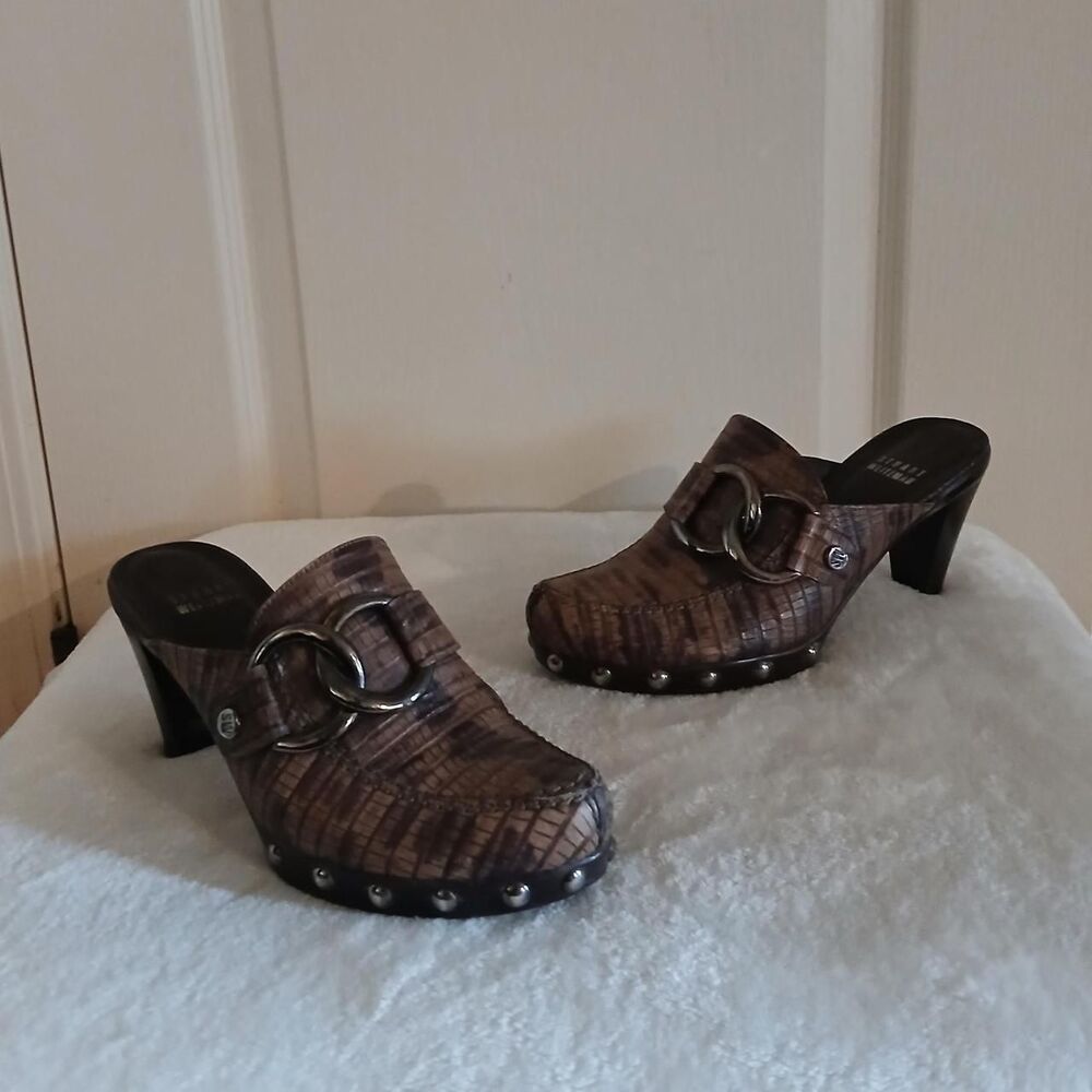 Stuart Weitzman Alligator Texture Mules Chunky He… - image 1